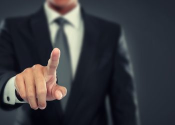 „Homo optimizmus” Daniela Roháča sa spolieha na homopropagandu alebo prečo je kultúra dôležitejšia než politika