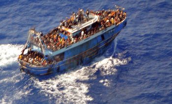 Šéf gangu pašujúci migrantov zatknutý. Do Európy dostal tisíce cudzincov