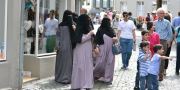 V Berlíne už islam predbehol kresťanstvo.  Trpký údel pre progresívne cirkvi, ktoré idú s duchom doby.