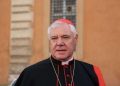 Kardinál Müller: Synoda je o „príprave na prijatie homosexuality“ a o svätení žien