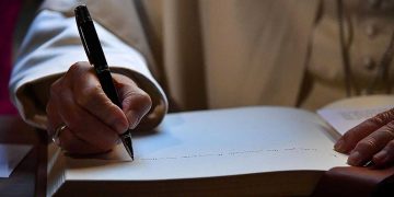 Nový dokument pápeža Františka  „Ad theologiam promovendam“ – pokračovanie revolúcie v teológii?
