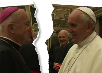 Arcibiskup Vigano čoraz hlbšie upadá do schizmy