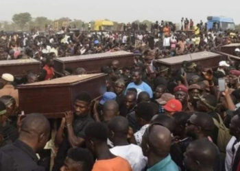 Nigérijský biskup: Prenasledovanie v Nigérii je genocídou kresťanov.