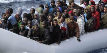 Európu opäť zaplavujú migranti. Kedy to konečne vybuchne?